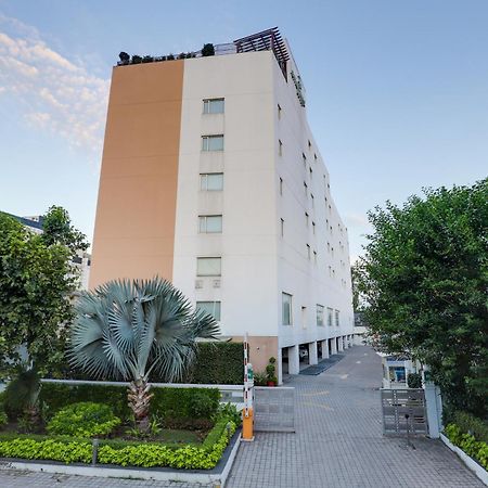 Lemon Tree Hotel Chandigarh Exterior photo