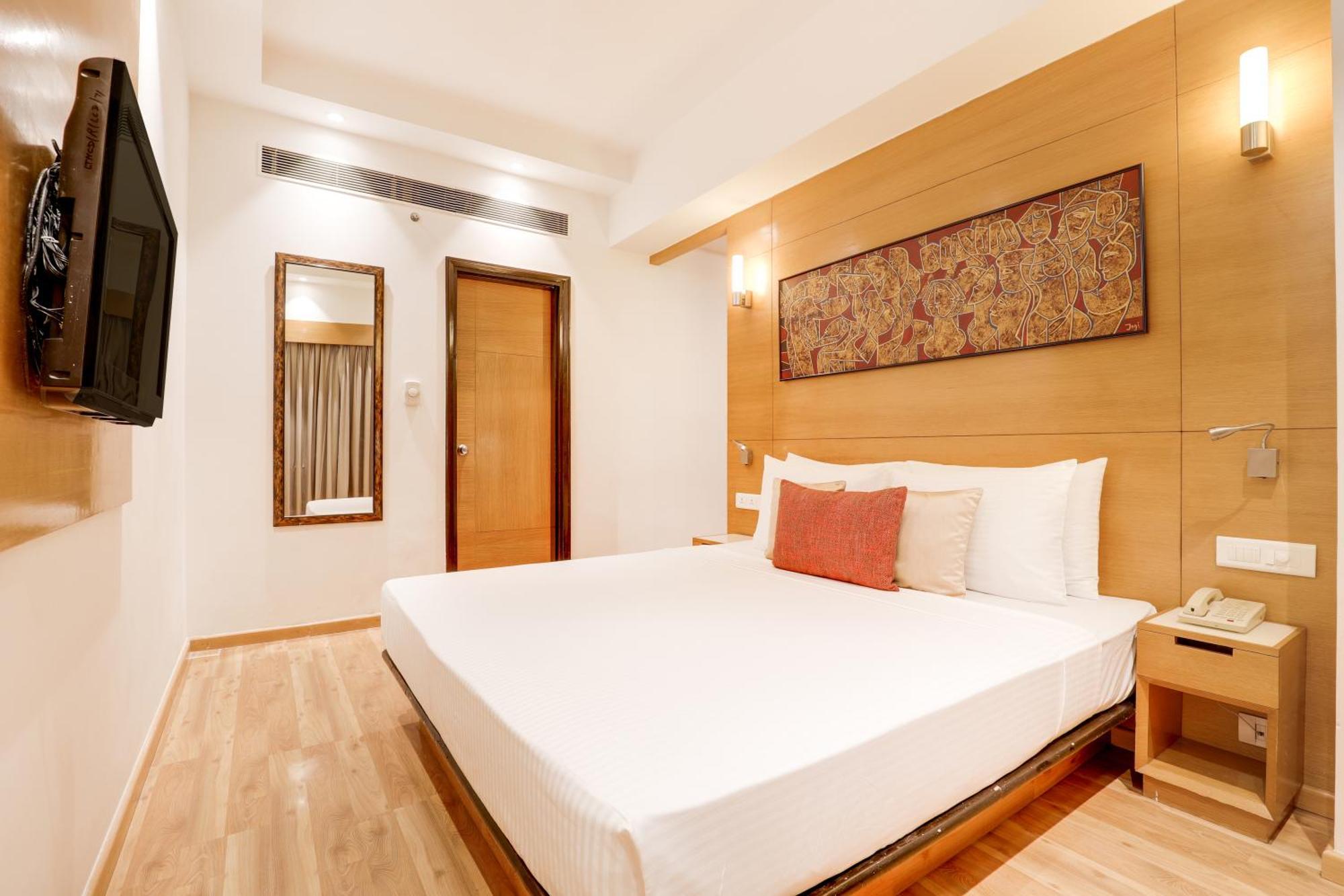 Lemon Tree Hotel Chandigarh Exterior photo