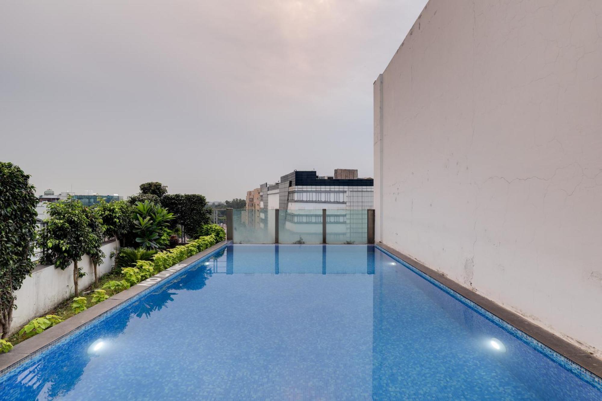 Lemon Tree Hotel Chandigarh Exterior photo