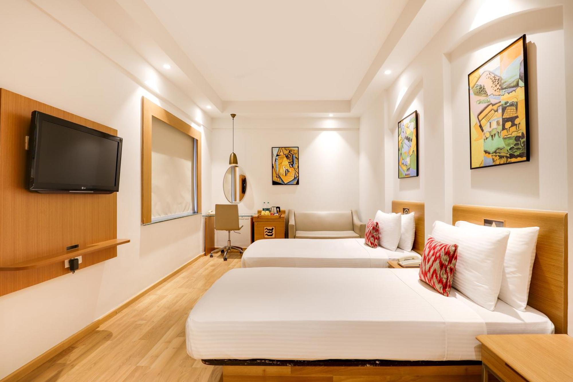Lemon Tree Hotel Chandigarh Exterior photo